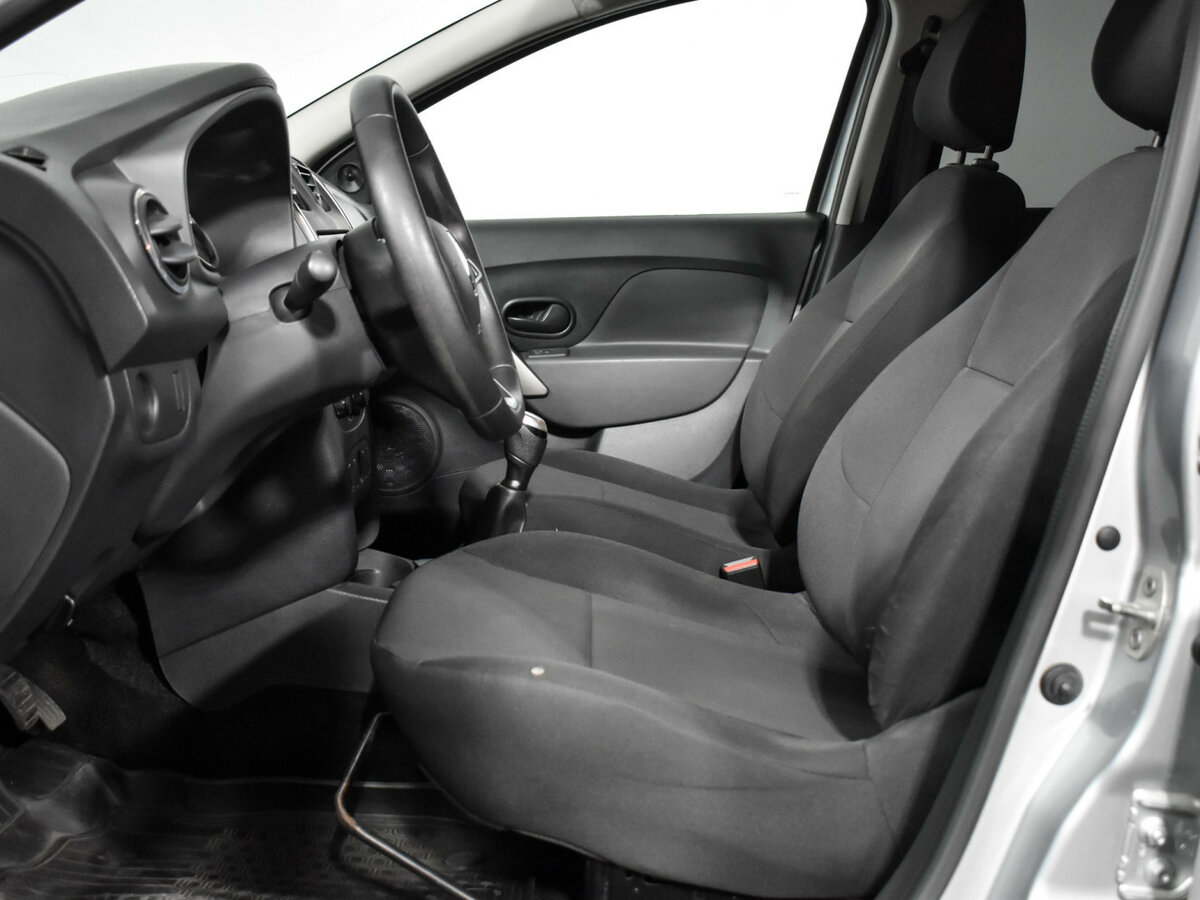 Renault Sandero б/у, 2021, Механическая. Фото: #9