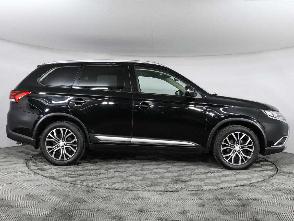 Mitsubishi Outlander б/у, 2018, Вариатор. Фото: #3