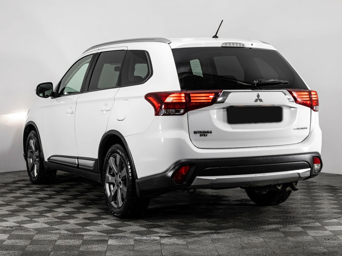 Mitsubishi Outlander б/у, 2016, Вариатор. Фото: #5