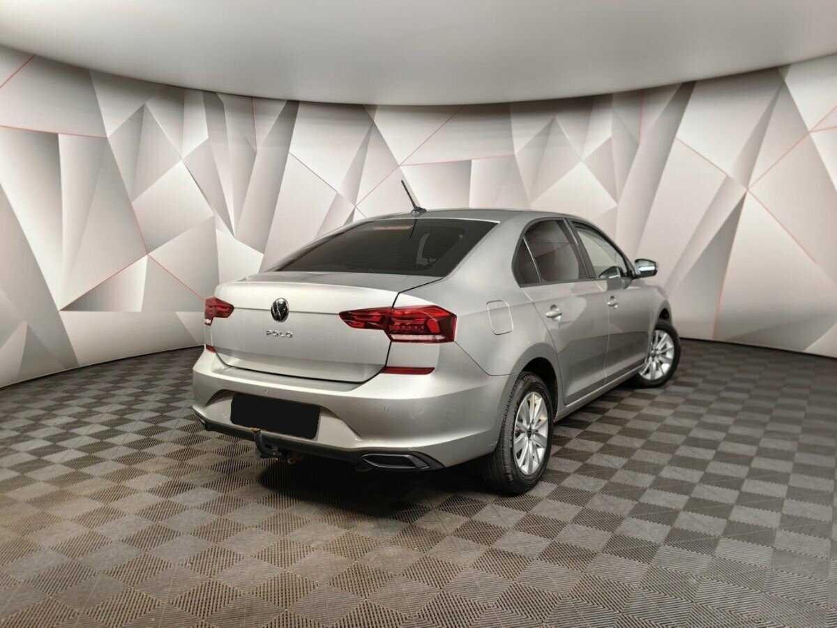 Volkswagen Polo б/у, 2021, Автоматическая. Фото: #1