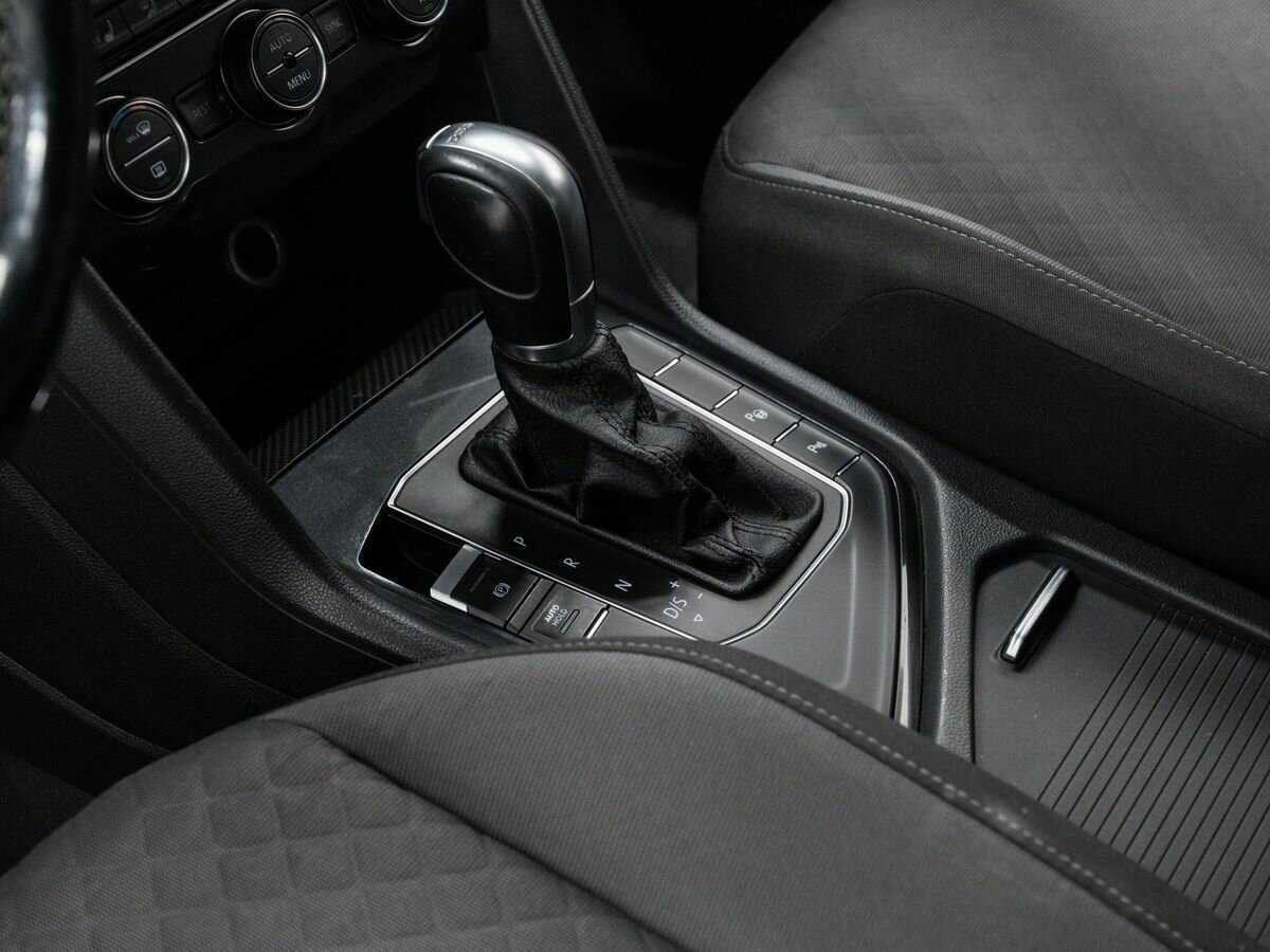 Volkswagen Tiguan б/у, 2017, Роботизированная. Фото: #16