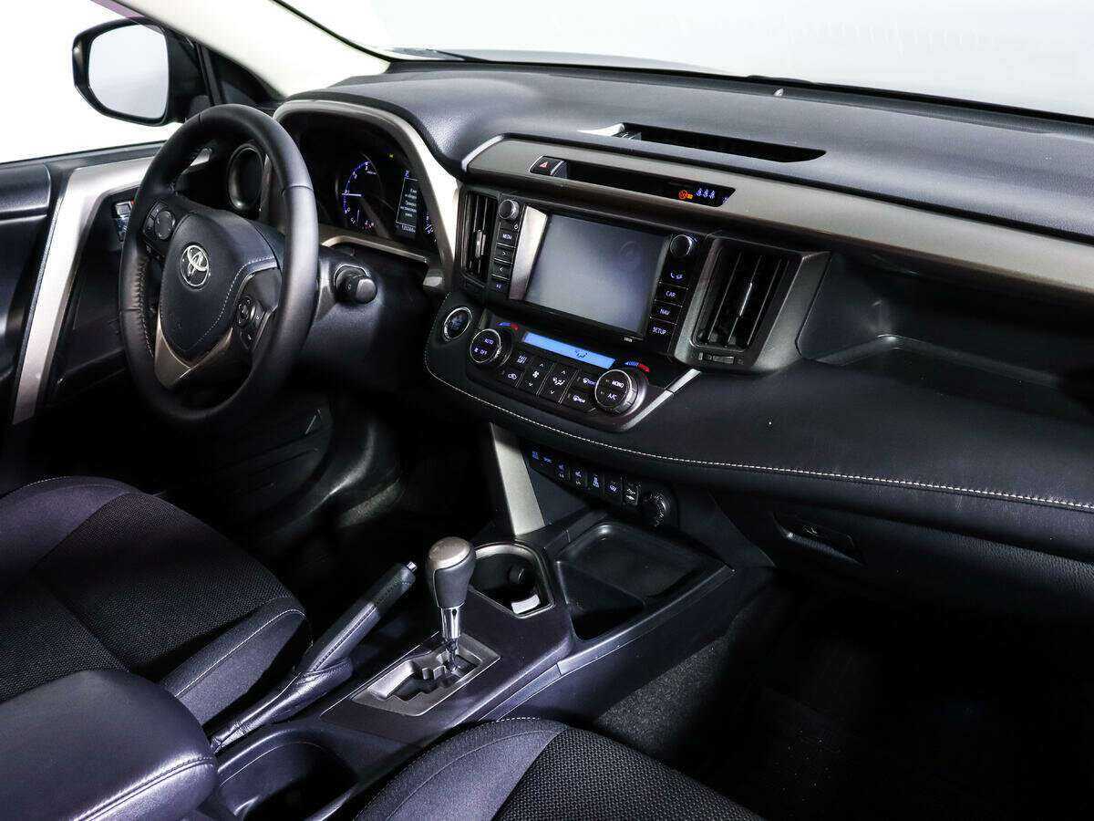Toyota RAV4 б/у, 2017, Автоматическая. Фото: #6