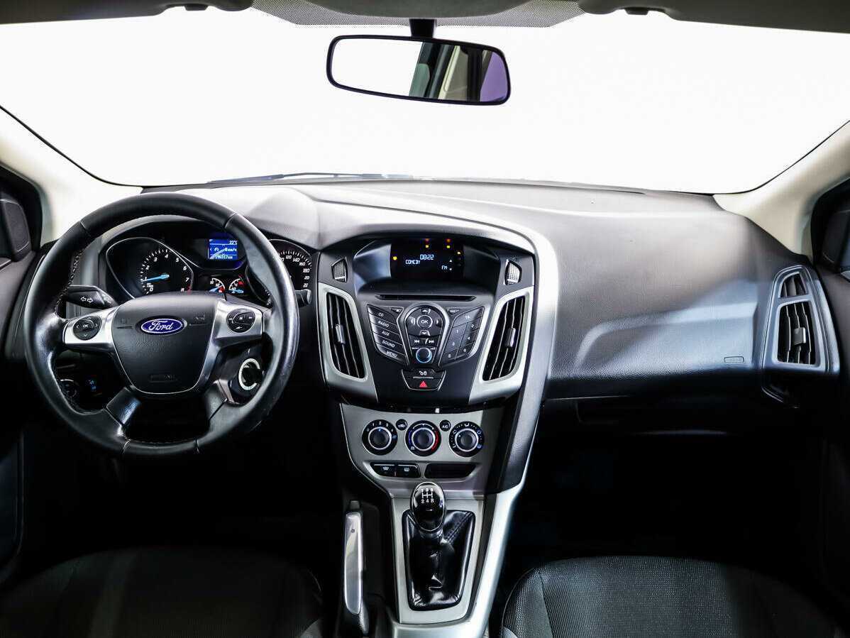 Ford Focus б/у, 2013, Механическая. Фото: #8