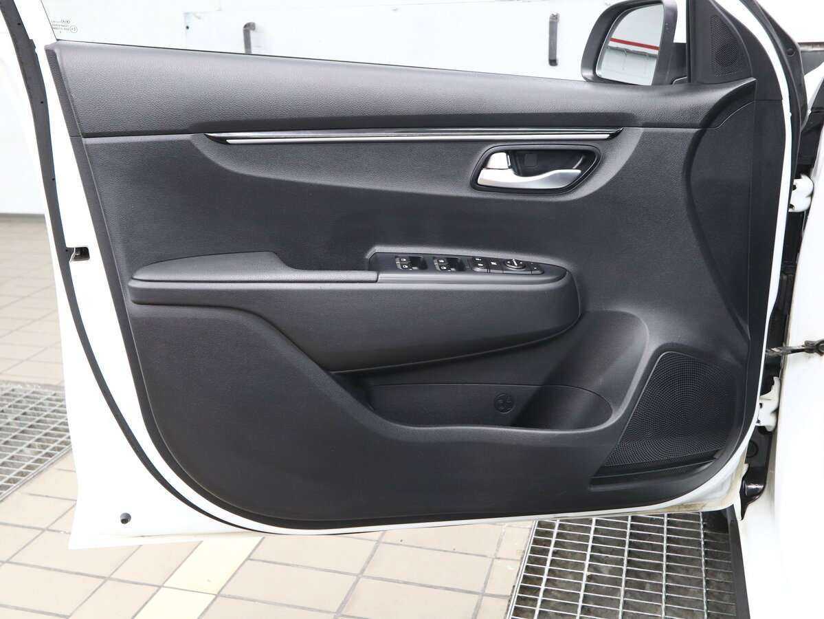 Kia Rio б/у, 2018, Автоматическая. Фото: #4