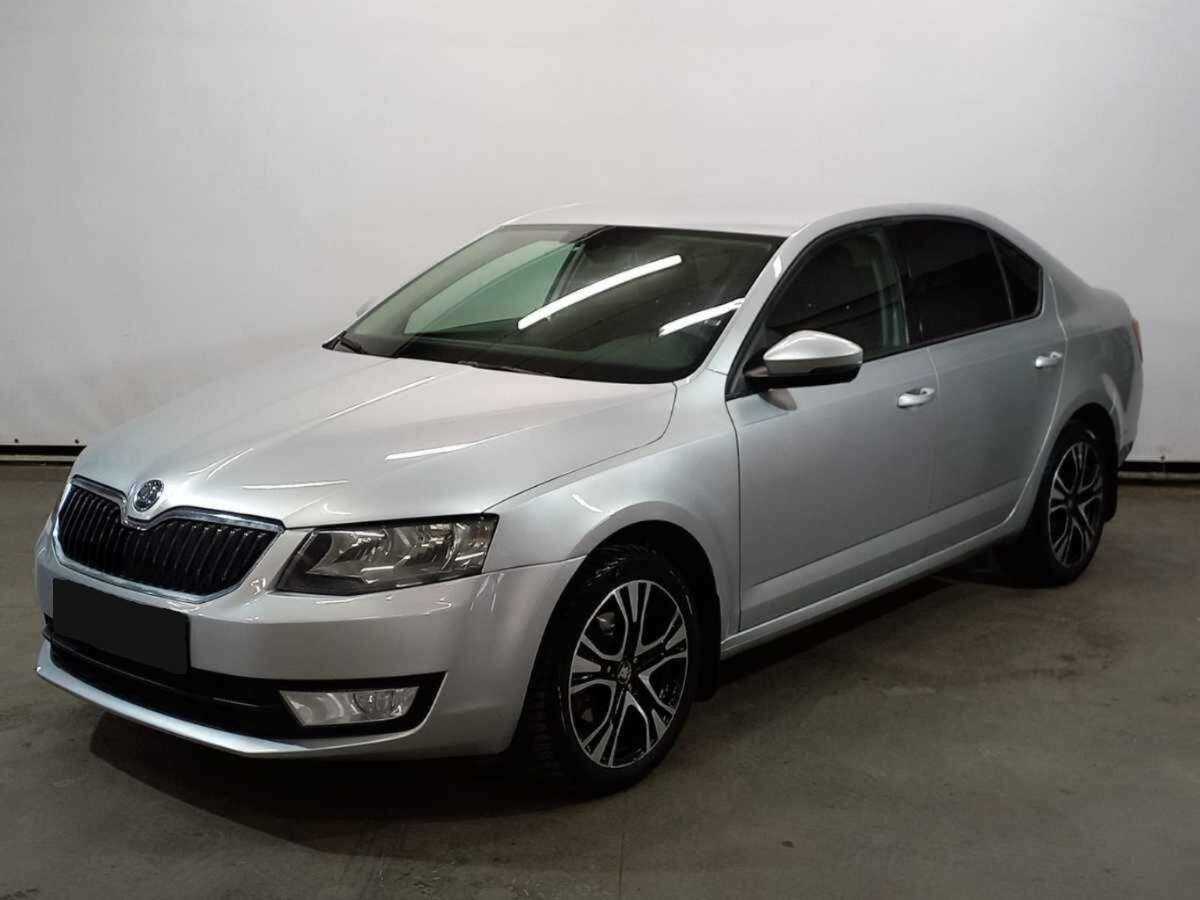 Skoda Octavia б/у, 2015, Механическая. Фото: #0
