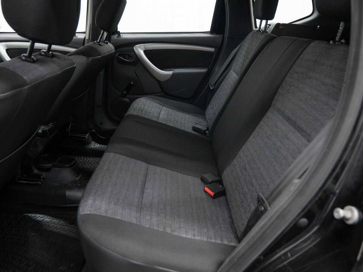 Renault Duster б/у, 2013, Механическая. Фото: #11