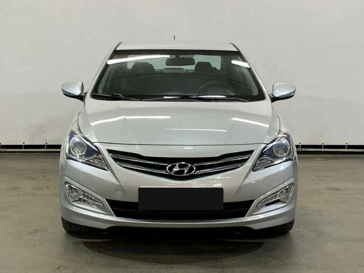 Hyundai Solaris б/у, 2015, Автоматическая. Фото: #1