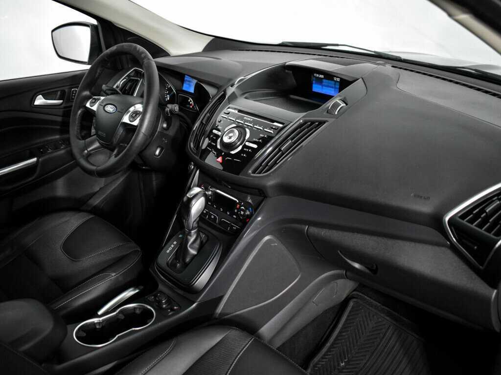 Ford Kuga б/у, 2013, Автоматическая. Фото: #12