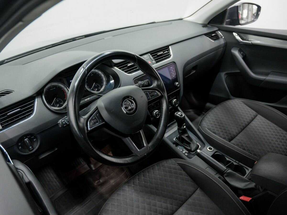 Skoda Octavia б/у, 2017, Роботизированная. Фото: #12