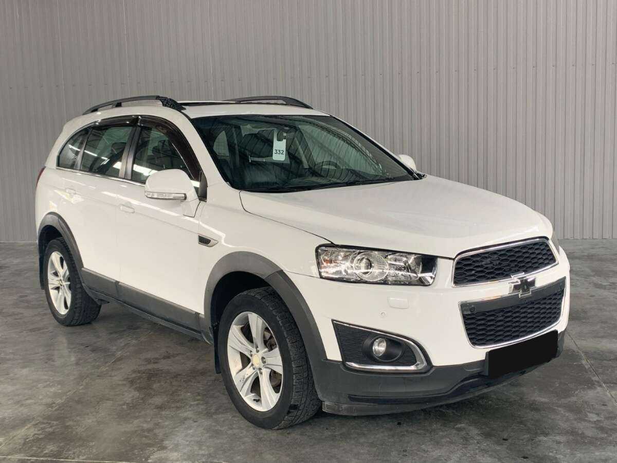 Chevrolet Captiva б/у, 2013, Автоматическая. Фото: #2