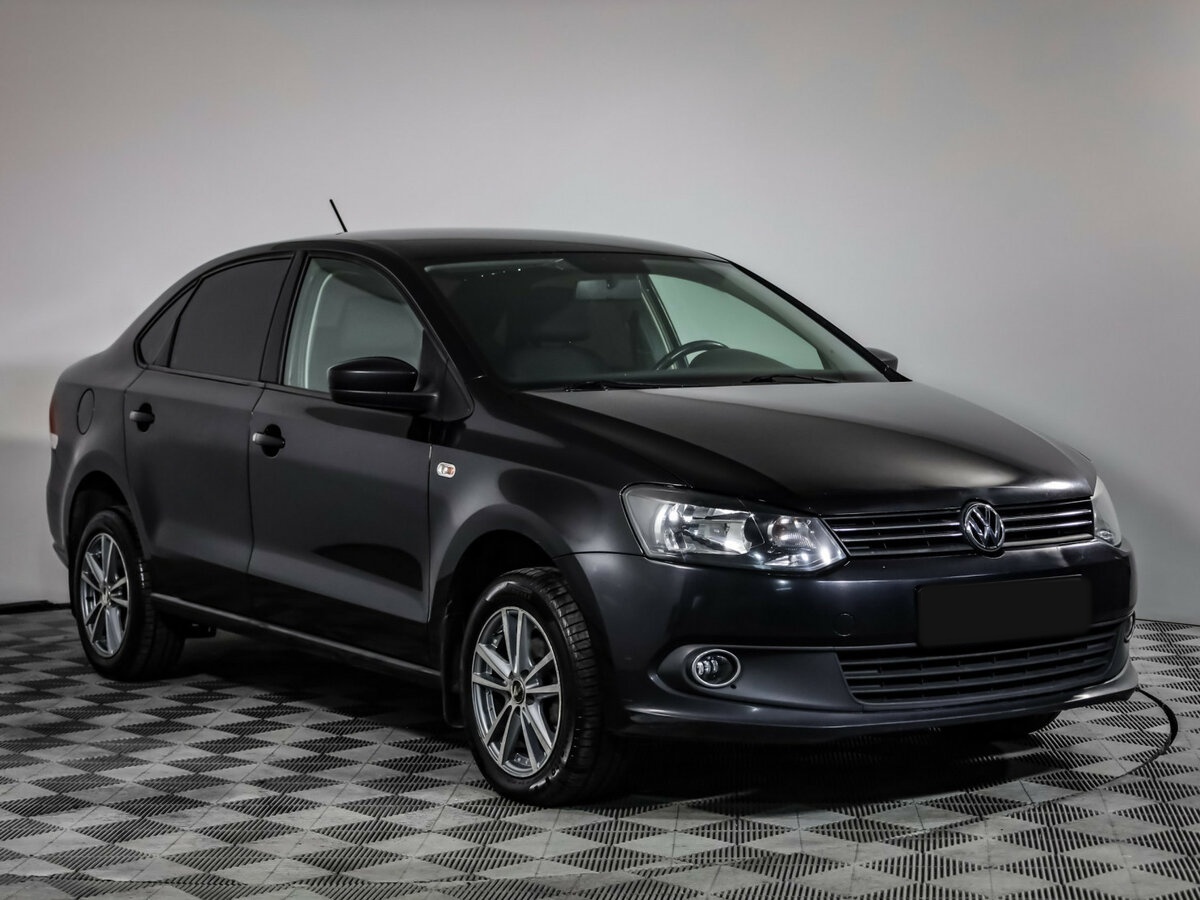 Volkswagen Polo б/у, 2013, Автоматическая. Фото: #2