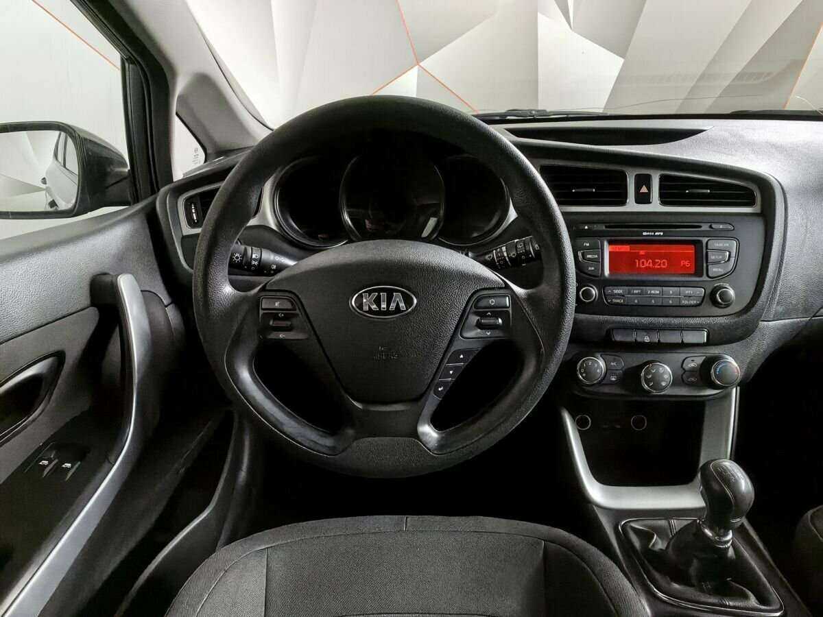 Kia Ceed б/у, 2014, Механическая. Фото: #14
