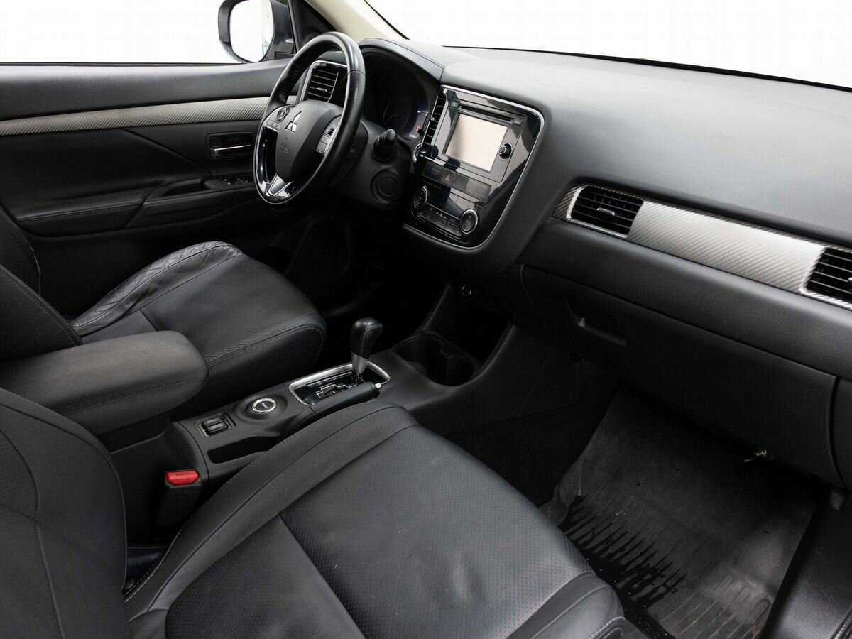 Mitsubishi Outlander б/у, 2015, Вариатор. Фото: #12