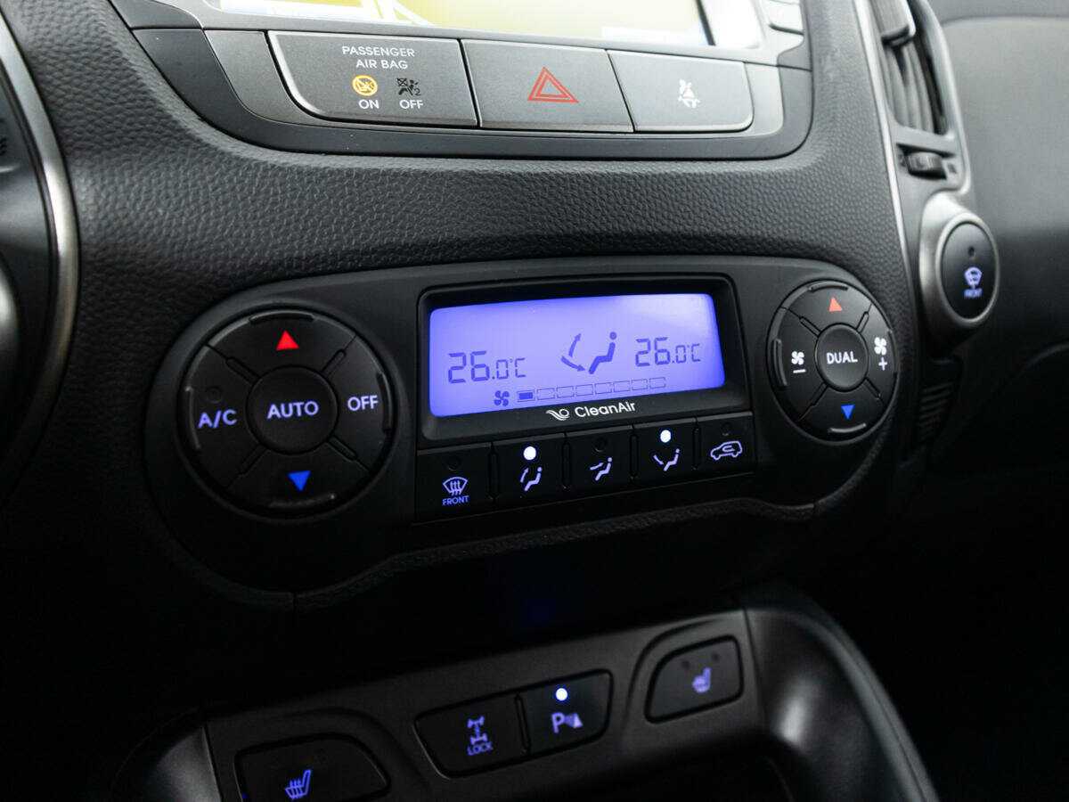 Hyundai ix35 б/у, 2013, Автоматическая. Фото: #17