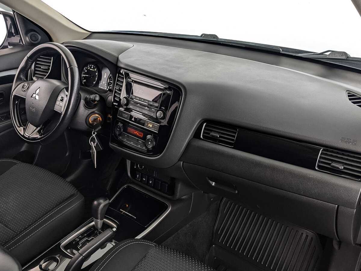 Mitsubishi Outlander б/у, 2019, Вариатор. Фото: #12