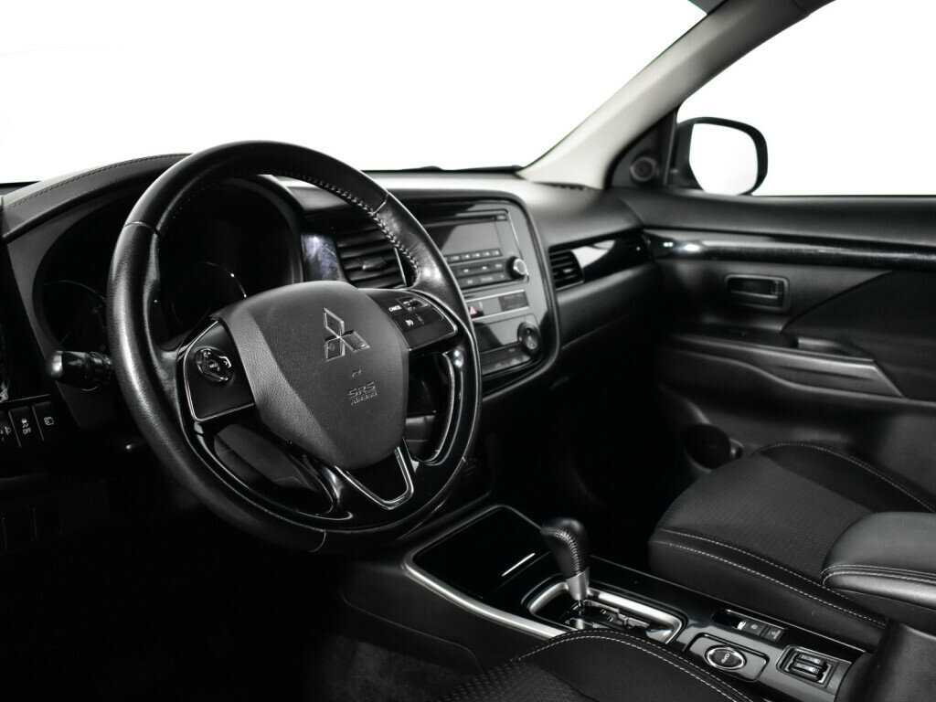 Mitsubishi Outlander б/у, 2019, Вариатор. Фото: #12