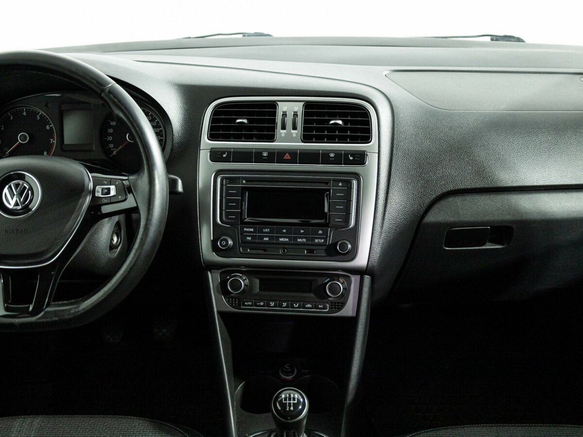 Volkswagen Polo б/у, 2016, Механическая. Фото: #13