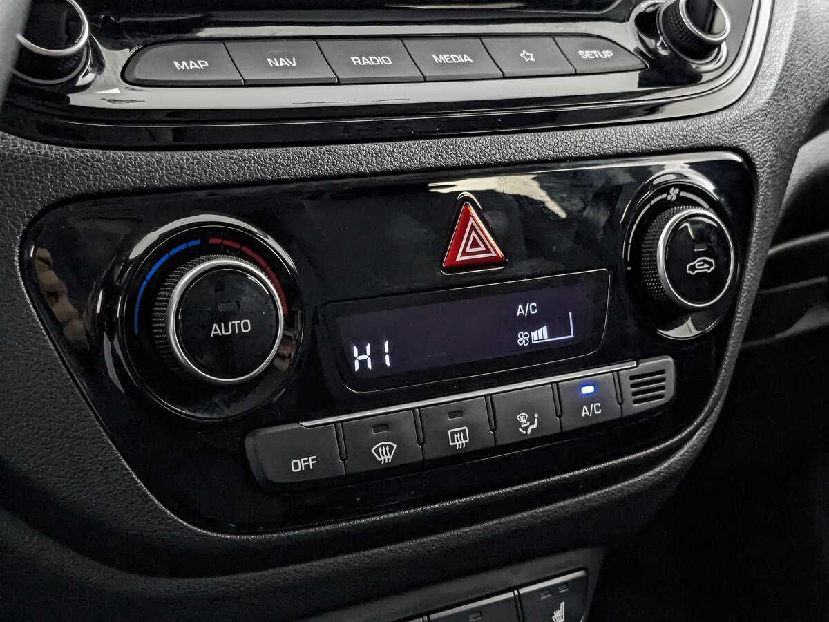 Hyundai Solaris б/у, 2021, Автоматическая. Фото: #20