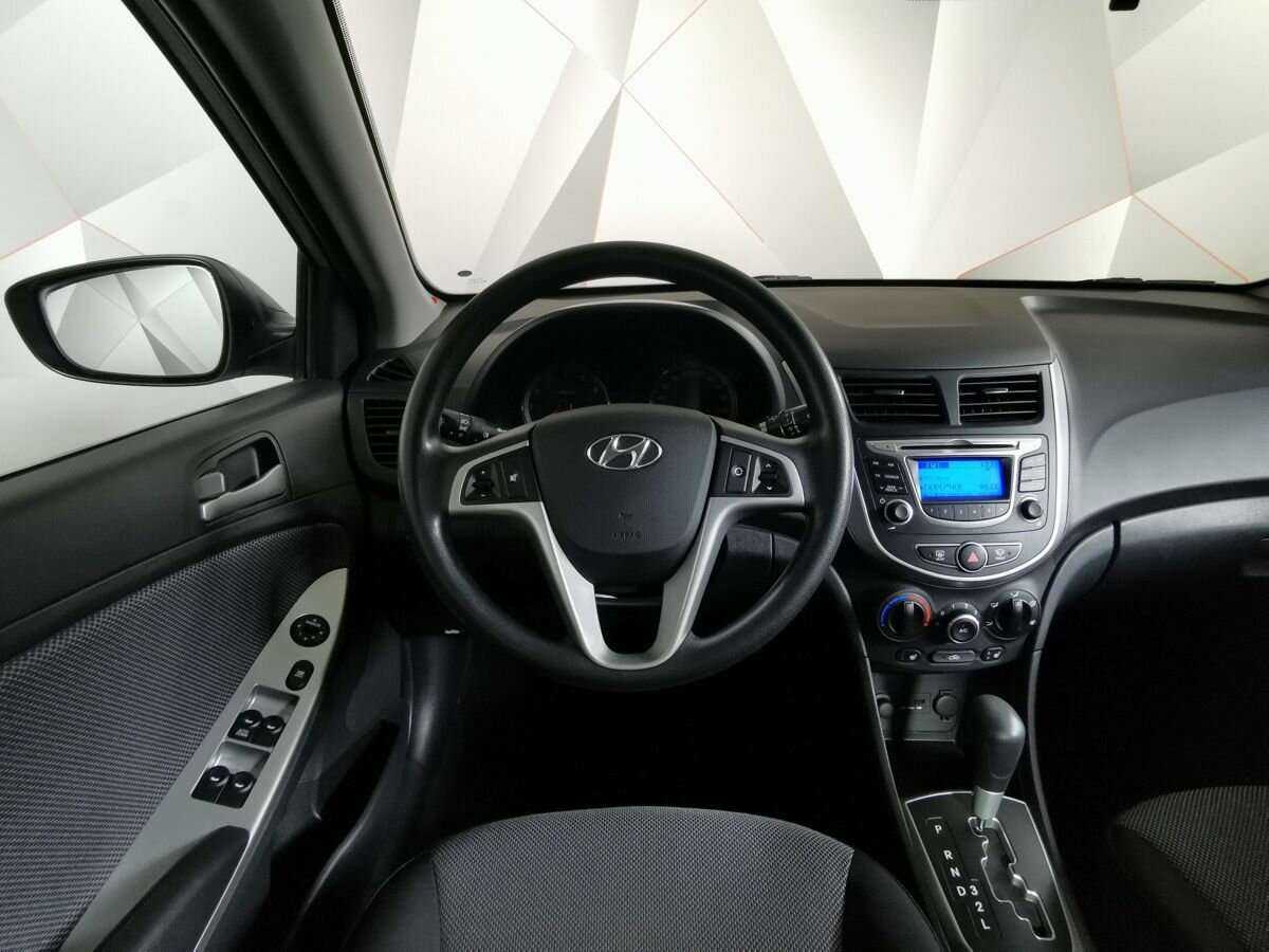 Hyundai Solaris б/у, 2014, Автоматическая. Фото: #15