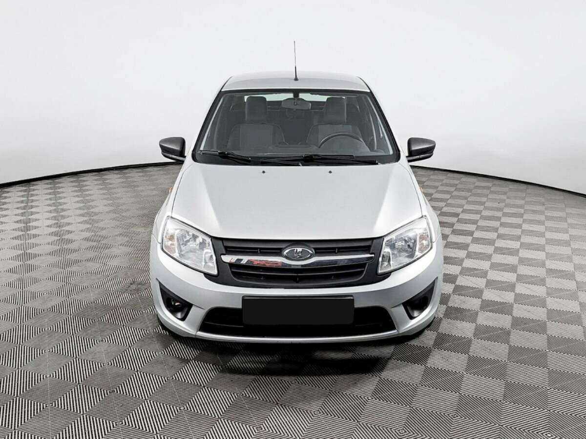 Lada (ВАЗ) Granta б/у, 2016, Механическая. Фото: #1