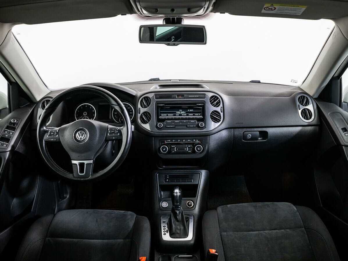 Volkswagen Tiguan б/у, 2012, Автоматическая. Фото: #10