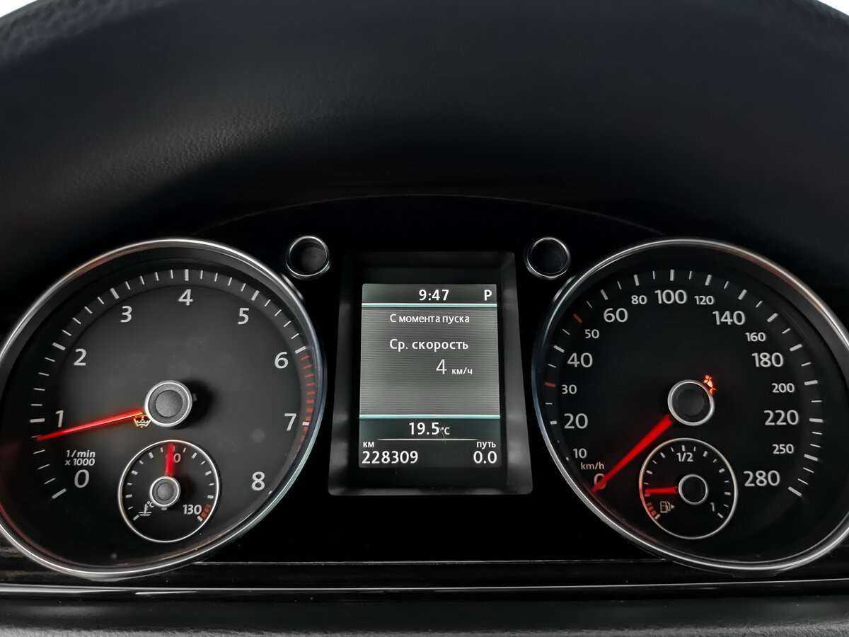 Volkswagen Passat CC б/у, 2013, Роботизированная. Фото: #13