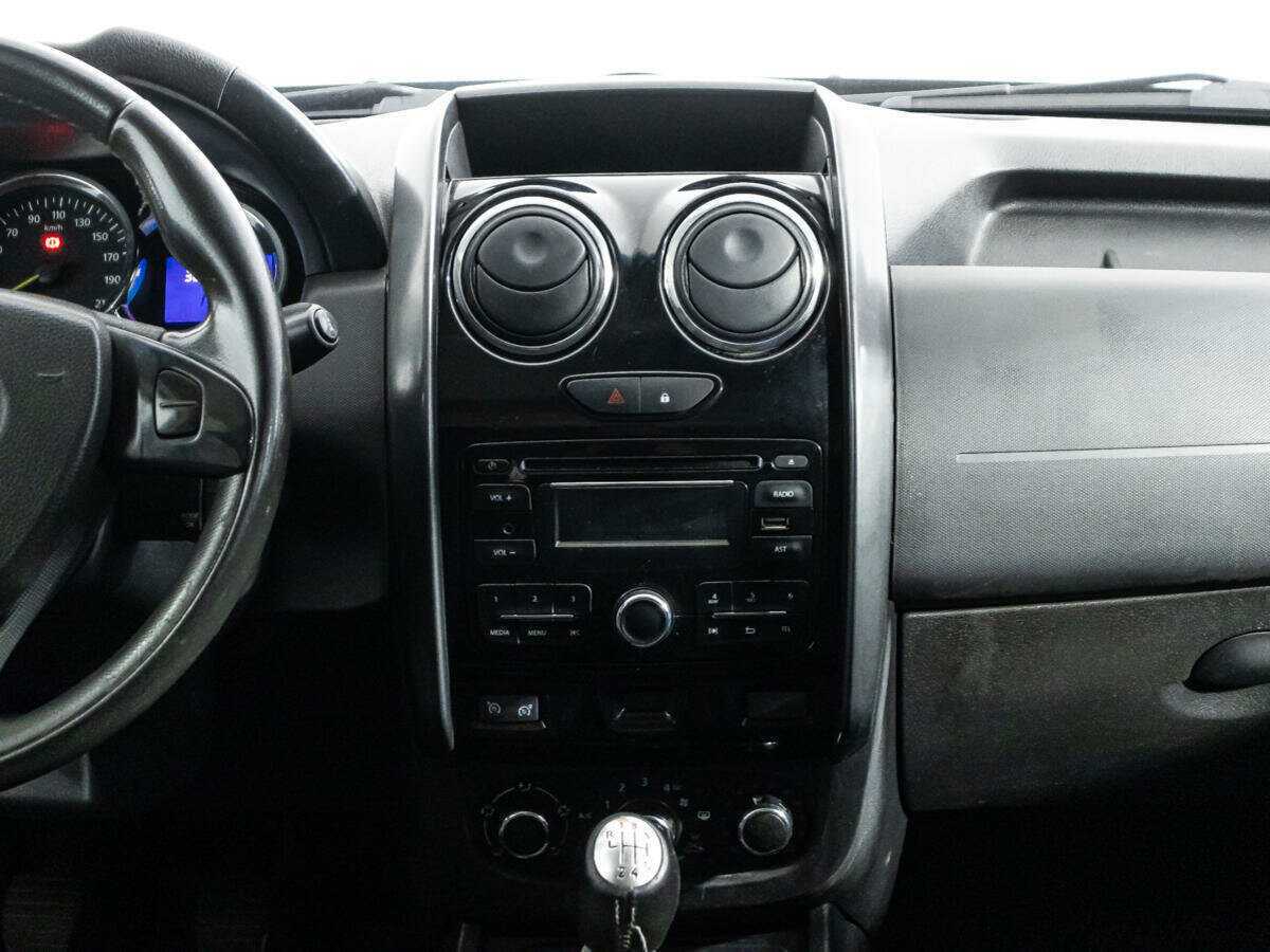 Renault Duster б/у, 2016, Механическая. Фото: #13