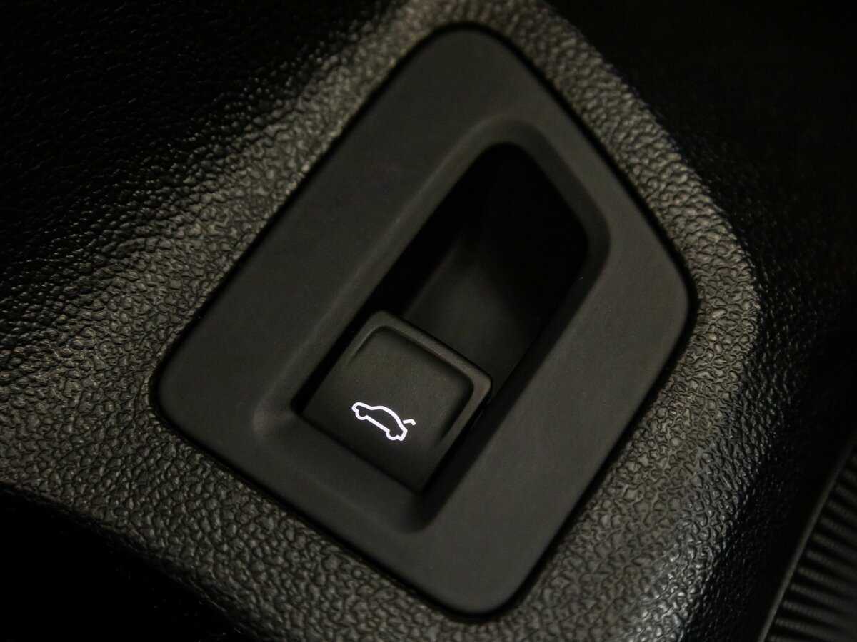 Volkswagen Passat б/у, 2018, Роботизированная. Фото: #18