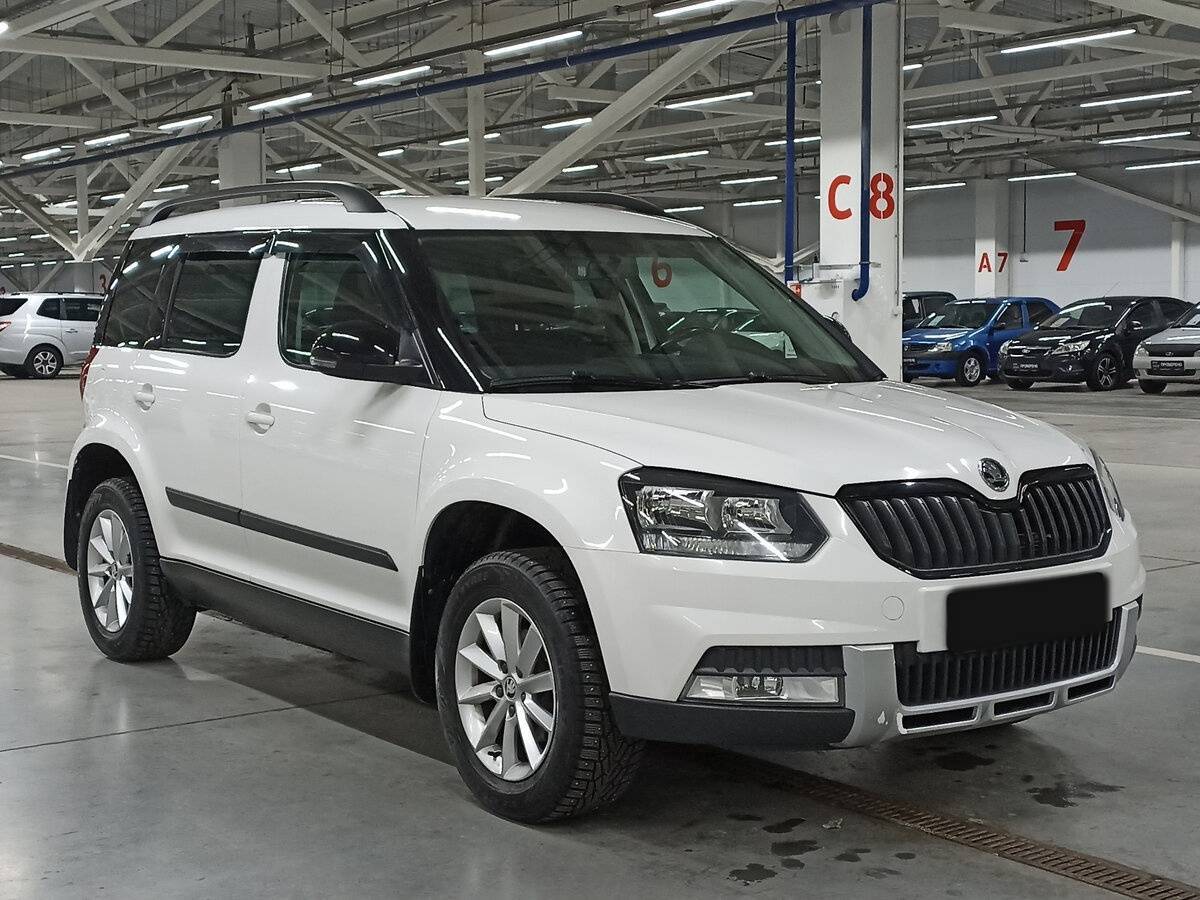 Skoda Yeti б/у, 2015, Механическая. Фото: #2