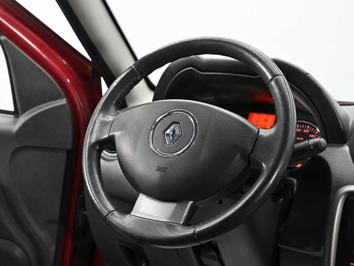 Renault Duster б/у, 2014, Автоматическая. Фото: #7