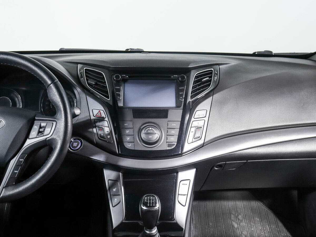 Hyundai i40 б/у, 2013, Механическая. Фото: #12