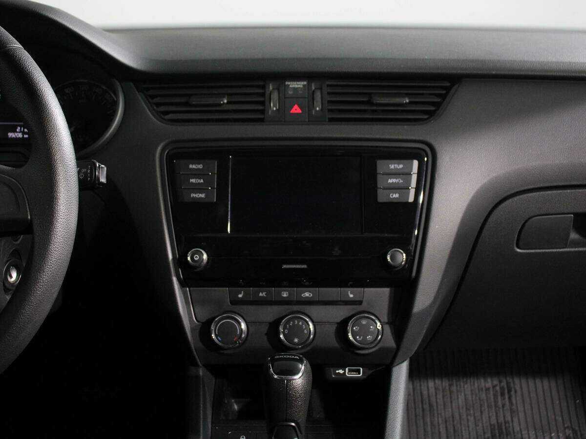 Skoda Octavia б/у, 2018, Автоматическая. Фото: #11