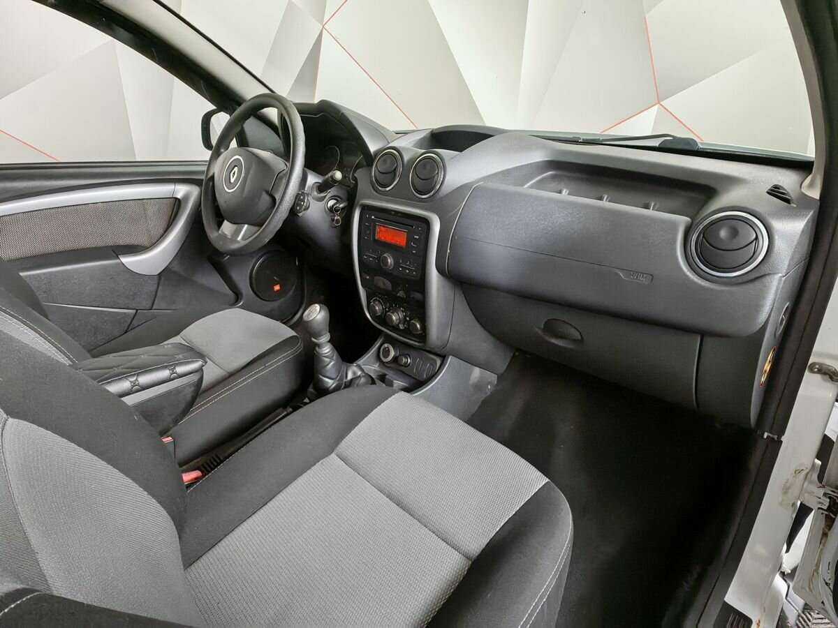 Renault Duster б/у, 2012, Механическая. Фото: #8