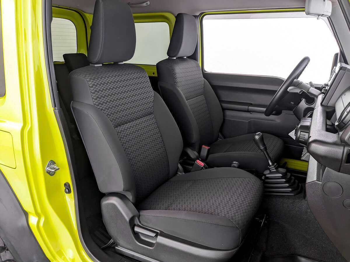 Suzuki Jimny б/у, 2019, Механическая. Фото: #18