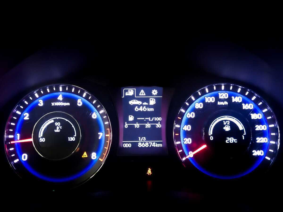 Hyundai i40 б/у, 2016, Автоматическая. Фото: #12