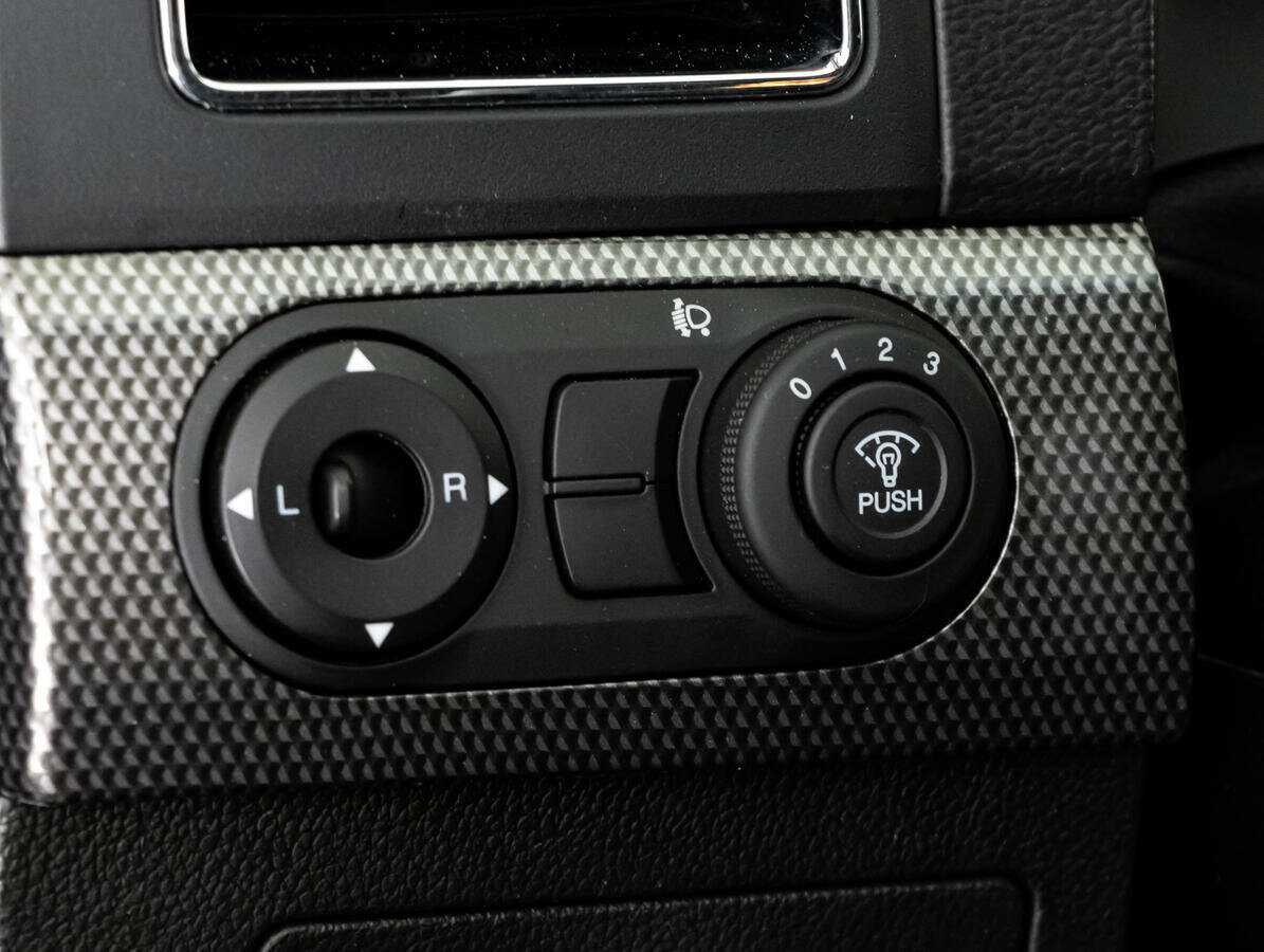 Chevrolet Captiva б/у, 2012, Автоматическая. Фото: #16