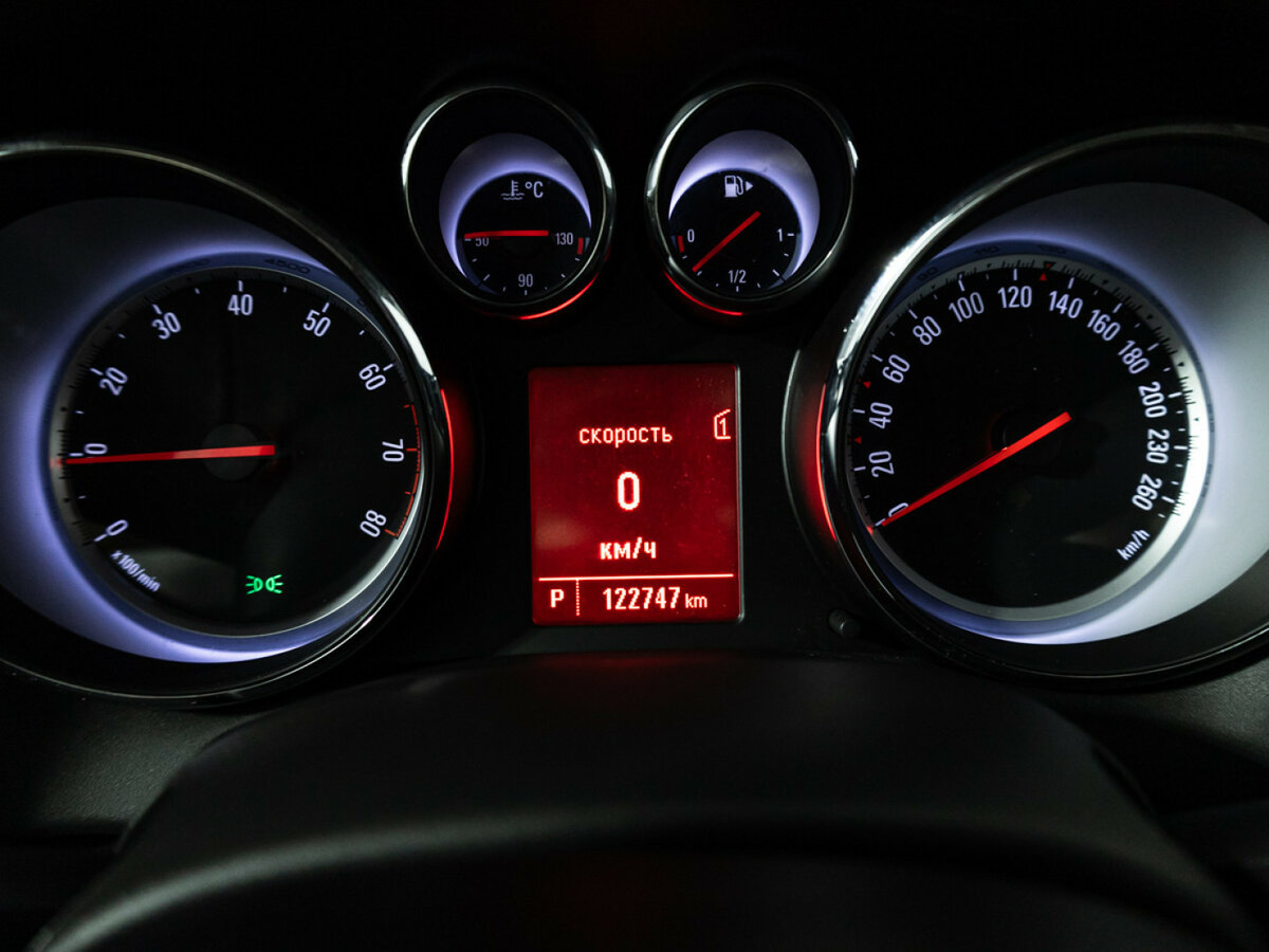 Opel Astra б/у, 2012, Автоматическая. Фото: #11