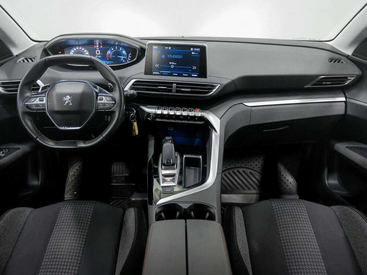 Peugeot 3008 б/у, 2018, Автоматическая. Фото: #9