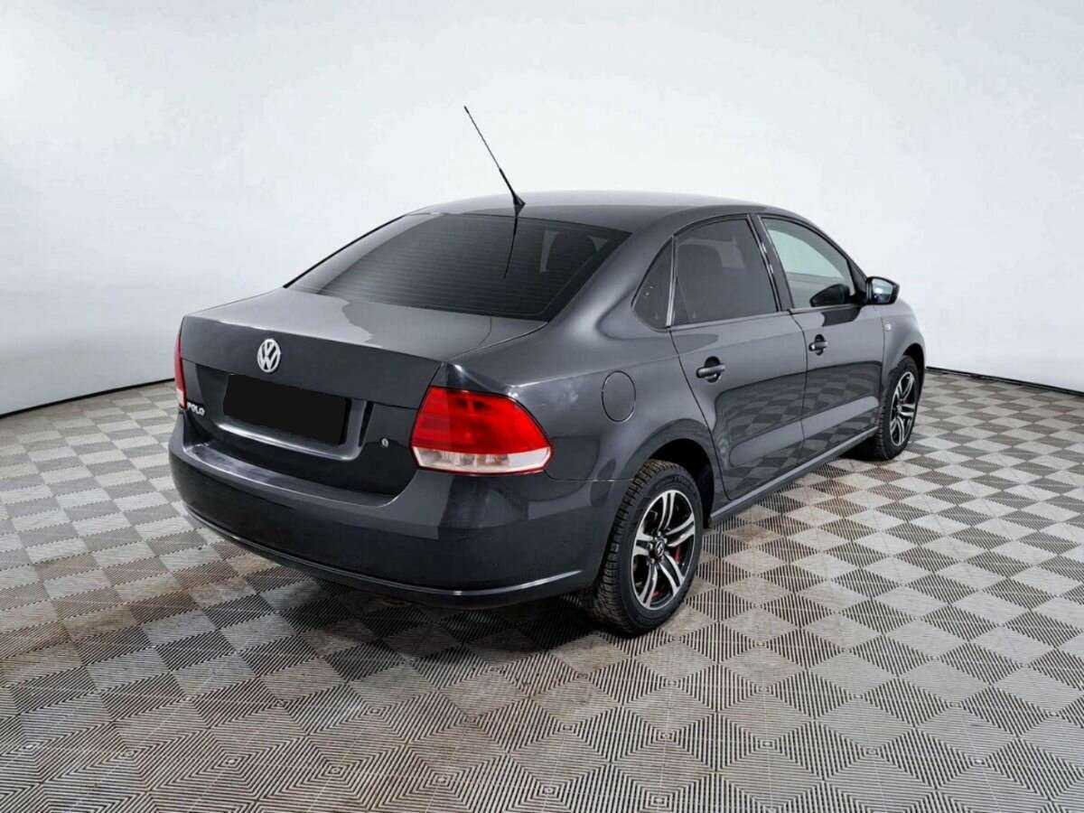 Volkswagen Polo б/у, 2012, Механическая. Фото: #4
