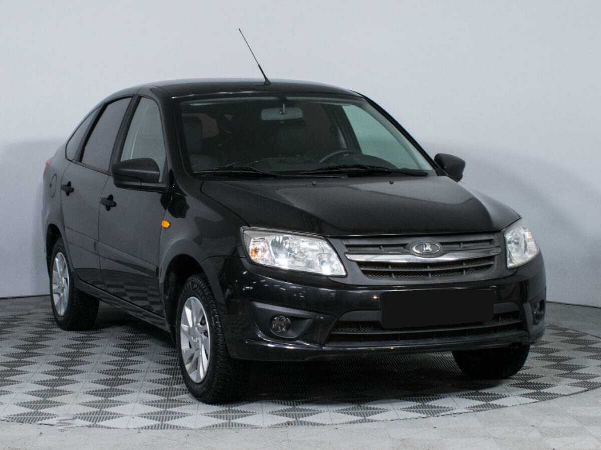 Lada (ВАЗ) Granta б/у, 2015, Роботизированная. Фото: #2