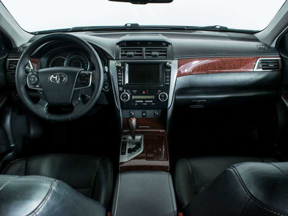 Toyota Camry б/у, 2012, Автоматическая. Фото: #11