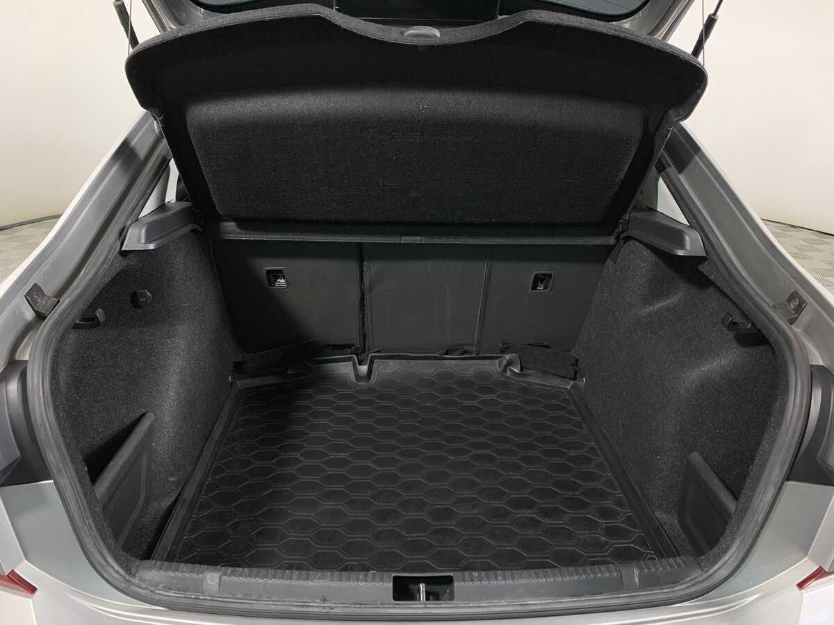 Volkswagen Polo б/у, 2022, Автоматическая. Фото: #19