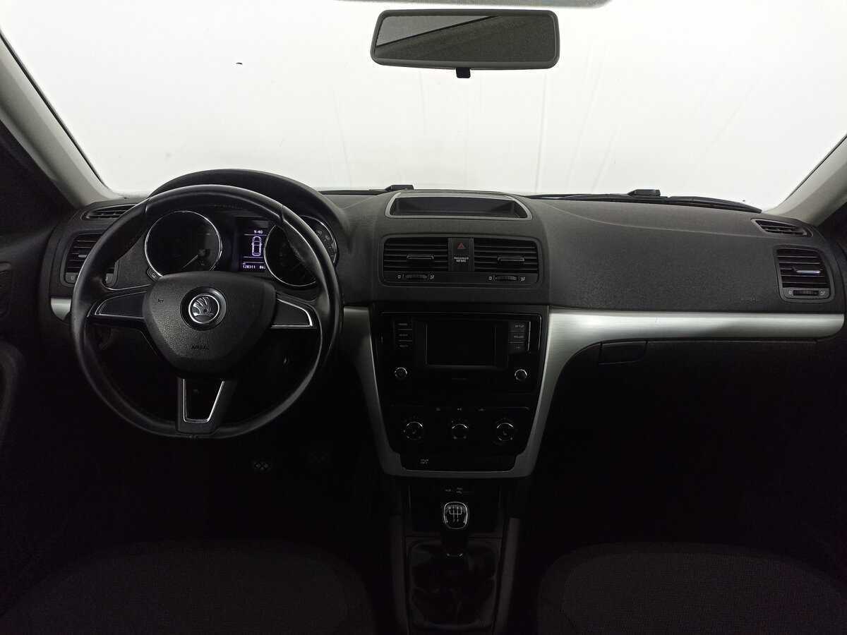 Skoda Yeti б/у, 2017, Механическая. Фото: #13