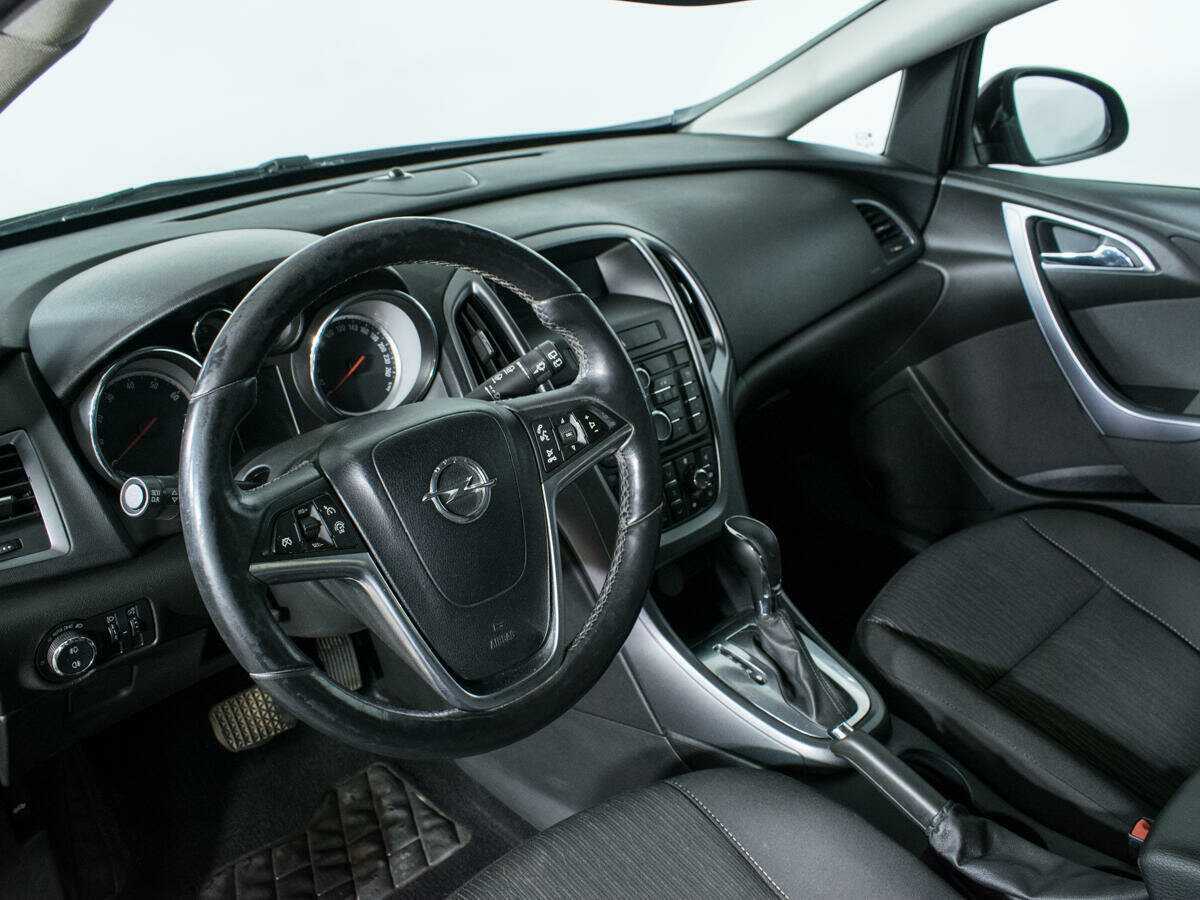 Opel Astra б/у, 2014, Автоматическая. Фото: #12