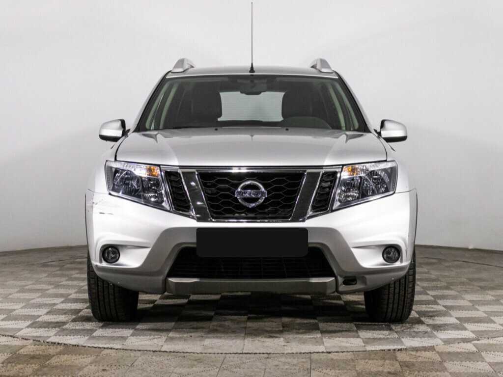 Nissan Terrano б/у, 2017, Автоматическая. Фото: #1