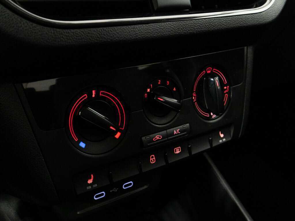 Volkswagen Polo б/у, 2020, Автоматическая. Фото: #14