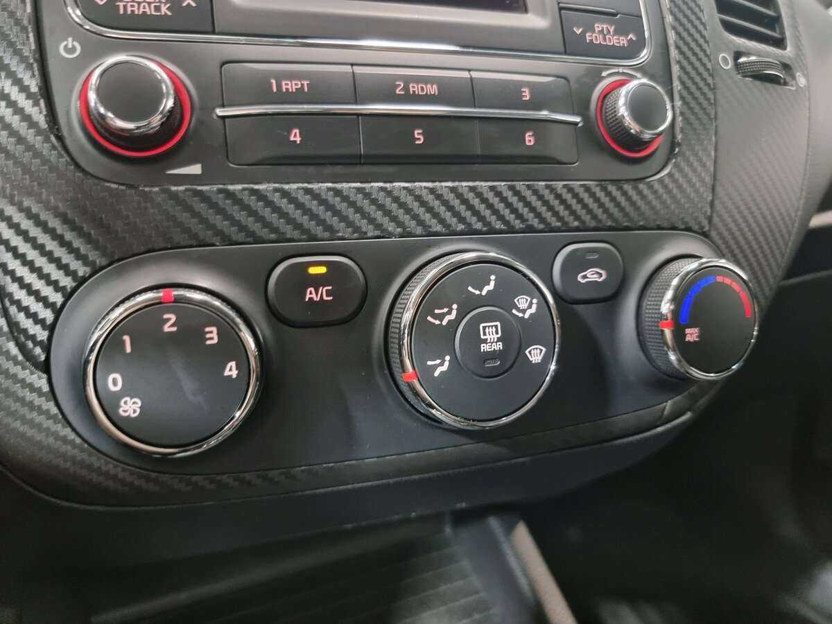 Kia Cerato б/у, 2014, Автоматическая. Фото: #15