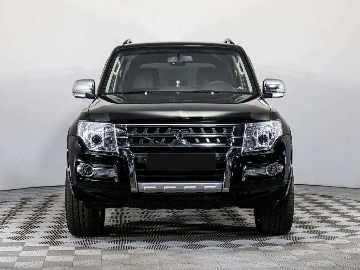 Mitsubishi Pajero б/у, 2015, Автоматическая. Фото: #1