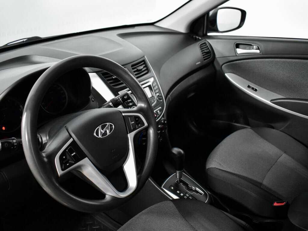 Hyundai Solaris б/у, 2014, Автоматическая. Фото: #8