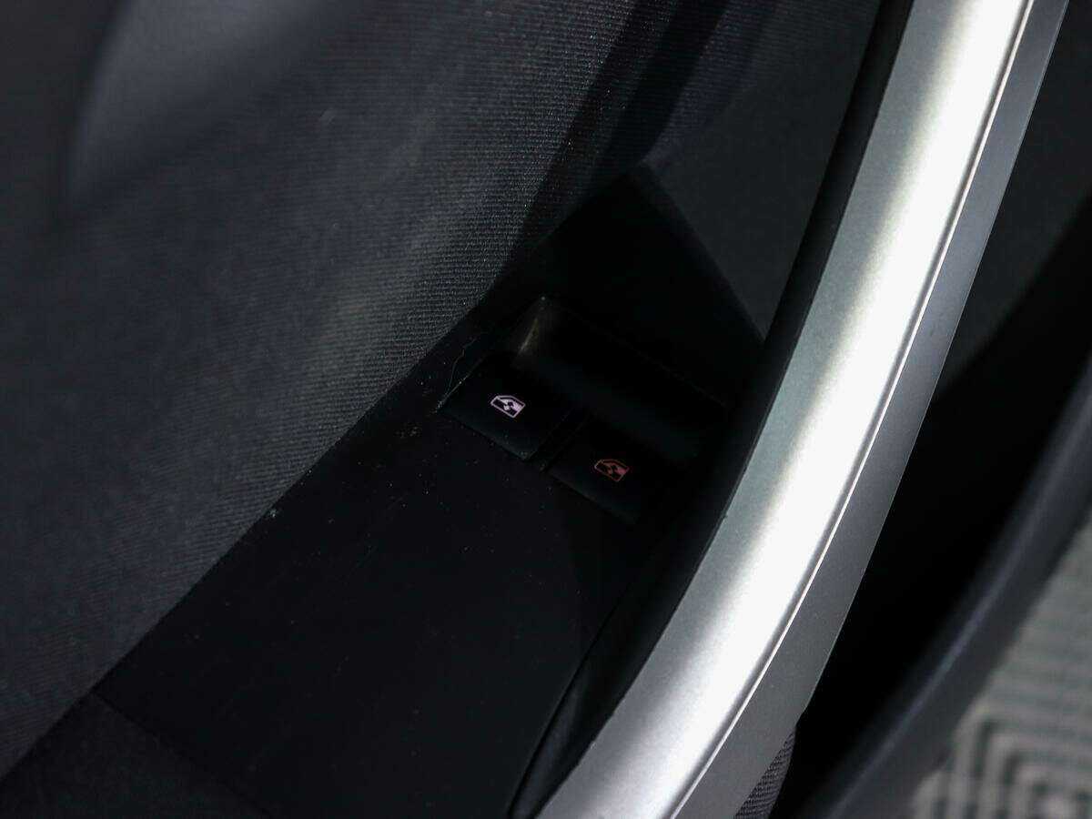 Opel Astra б/у, 2012, Автоматическая. Фото: #12